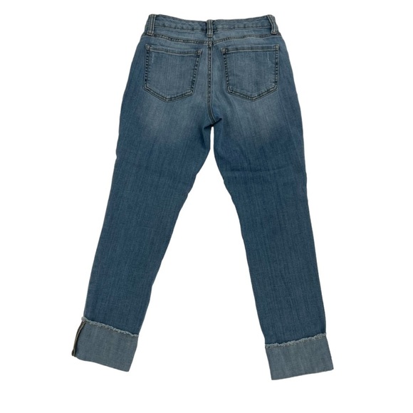 Faded Glory Distressed Cuffed Hem Capri Jeans Size 4 Women’s - Picture 3 of 4